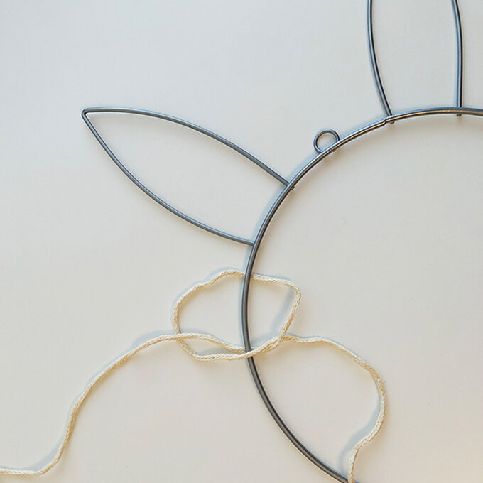 macrame-bunny-wreath-2c.jpg?sw=680&q=85