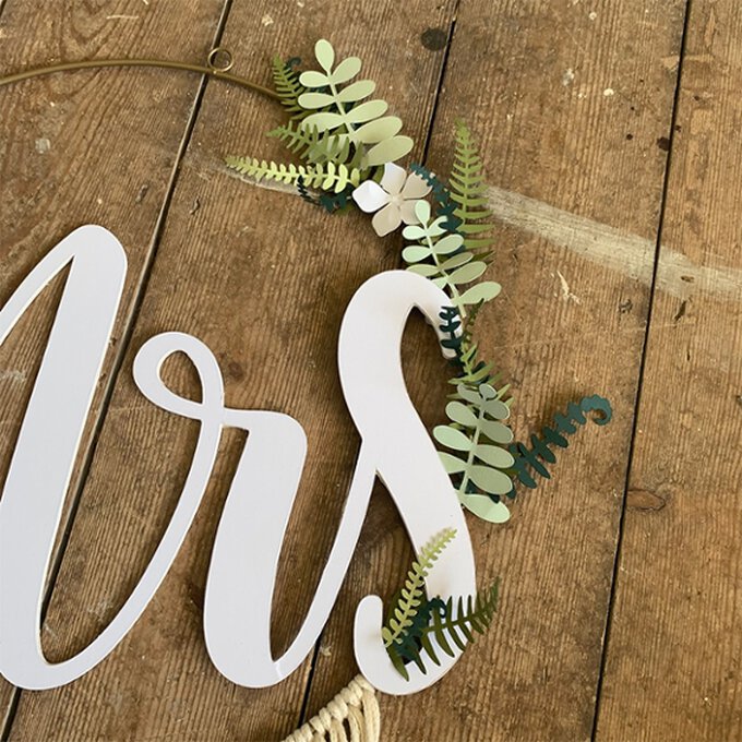 Botanical%20Macrame%20Wedding%20Chair%20Decorations_step%2014_3.jpg?sw=680&q=85