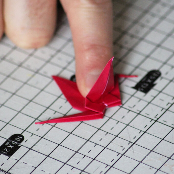 origami-baubles-13a.jpg?sw=680&q=85