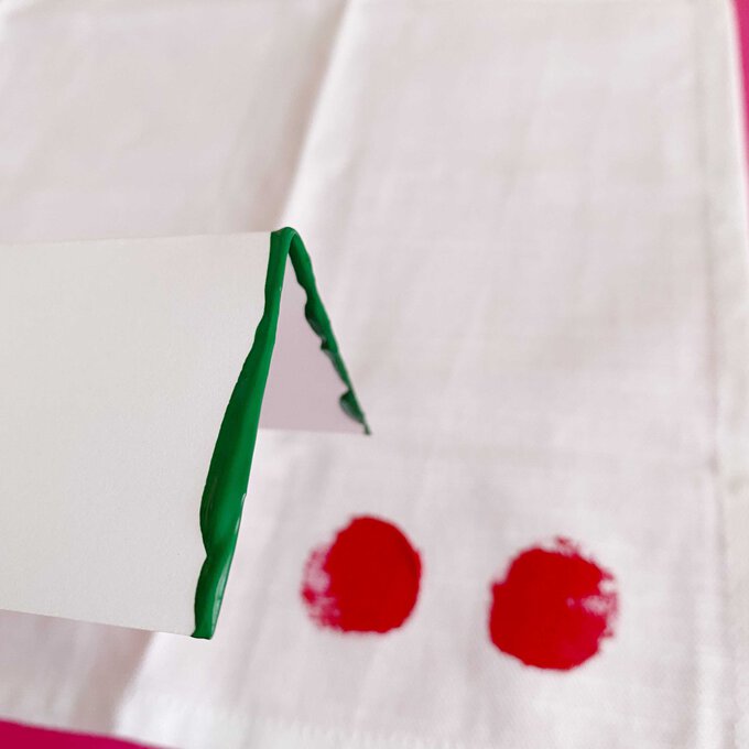 how-to-make-a-cherry-printed-tablecloth_4.jpg?sw=680&q=85