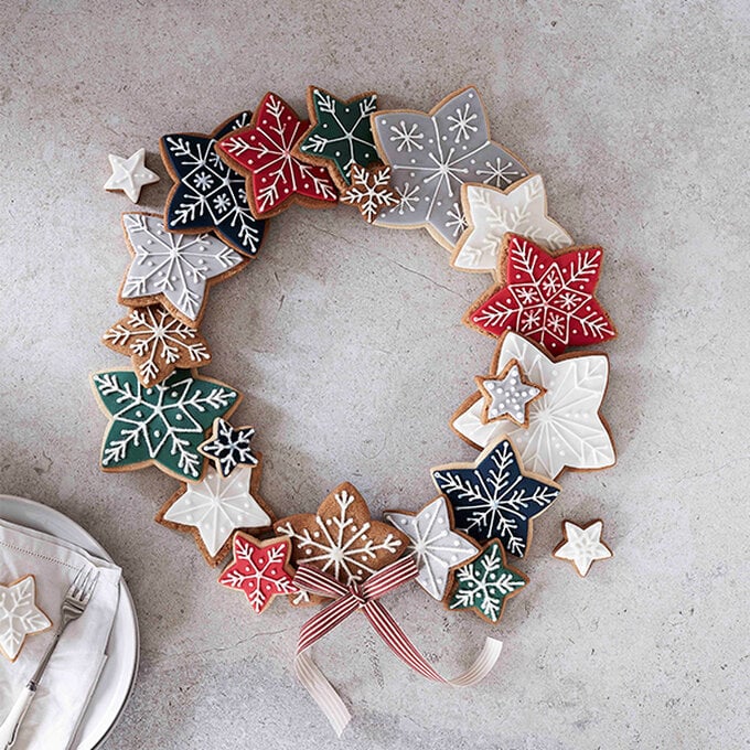 christmas-biscuit-wreath-hero.jpg?sw=680&q=85