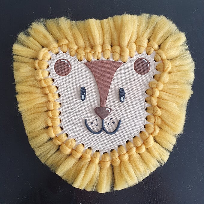 artisan-susana-de-villarreal-brave-lion.jpg?sw=680&q=85