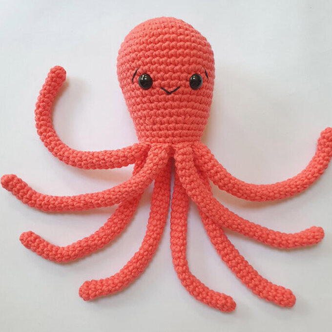 how_to_crochet_an_under_the_sea_wreath_hero_octopus.jpg?sw=680&q=85