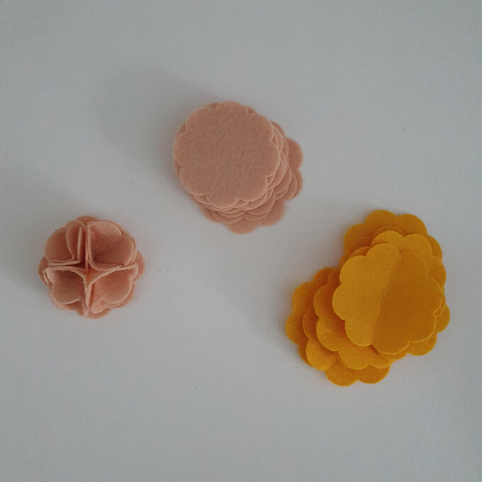 cricut-how-to-make-a-floral-headband-step9.1.jpg?sw=680&q=85