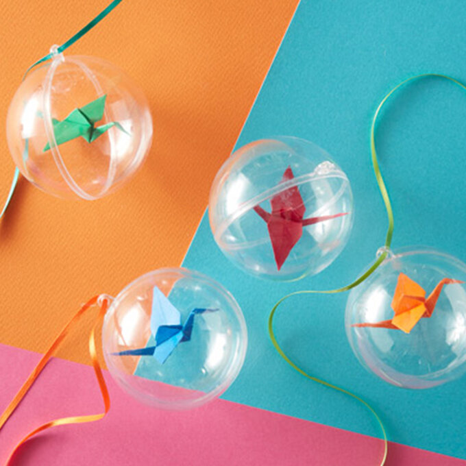 origami-baubles-hero.jpg?sw=680&q=85