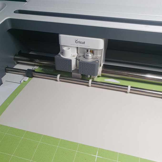 how-to-personalise-a-trolley-for-the-kitchen-with-cricut---picture-13a.jpg?sw=680&q=85
