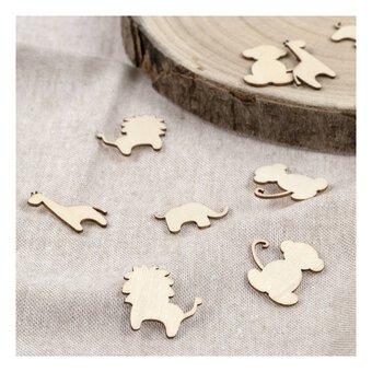 Wooden Safari Animal Confetti 24 Pieces