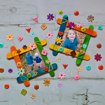 How to Make a Photo Frame with Craft Sticks